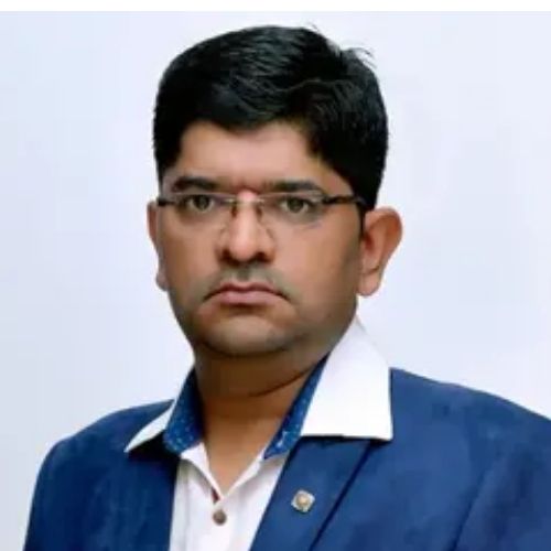 Dr Yeshwanth G  - Diabetologist in Davanagere
